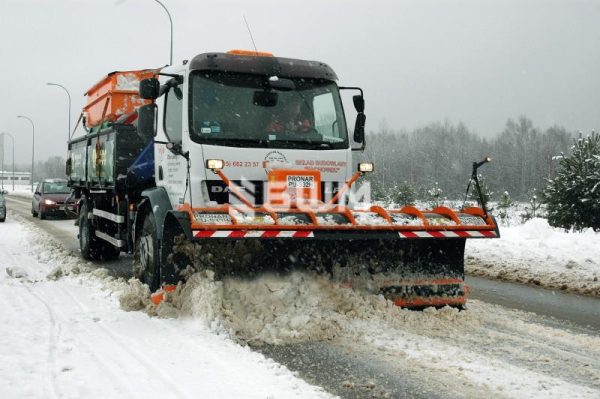 Автомобільний сніговідвал PU-S32H