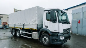 Бортовий тентований автомобіль на шасі Mercedes‑Benz Actros 2633